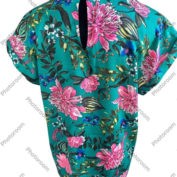 Express Green & Pink Floral Large Cap Sleeve Keyhole Blouse - Picture 4 of 4